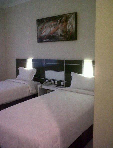 Hotel Orlen Yogyakarta Room photo