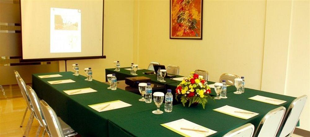 Hotel Orlen Yogyakarta Exterior photo